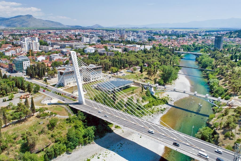 Izdavanje, poslovni prostor 133m2, Centar, Podgorica